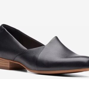 Clarks Black Leather Women's dress shoes